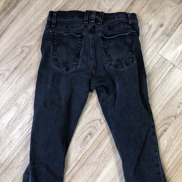 McGuire Denim Newton Skinny Jean Dark Wash Size 26 Distressed Torn Knee USA - Picture 9 of 9